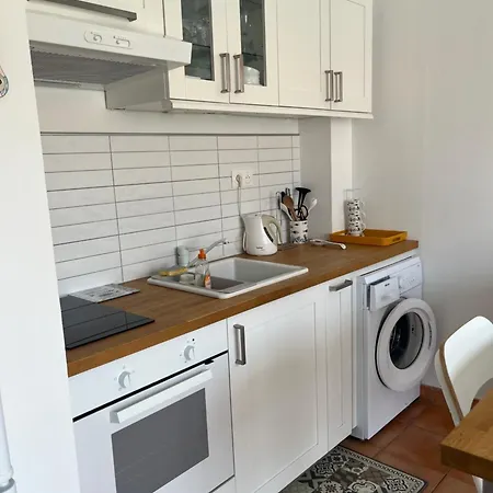 Apartamento T2 Avec Piscine à 400m De La *